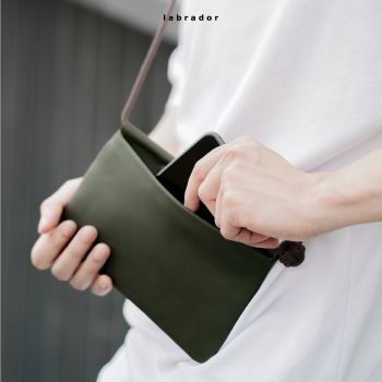 LAA198 KNOT phone pouch L